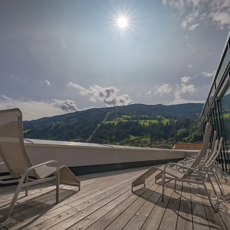 Hotel Explorer Zillertal 3*