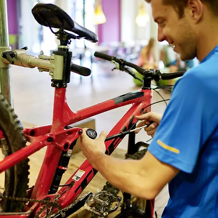 إكسبلورير زيلرتال فندق كالتنباش